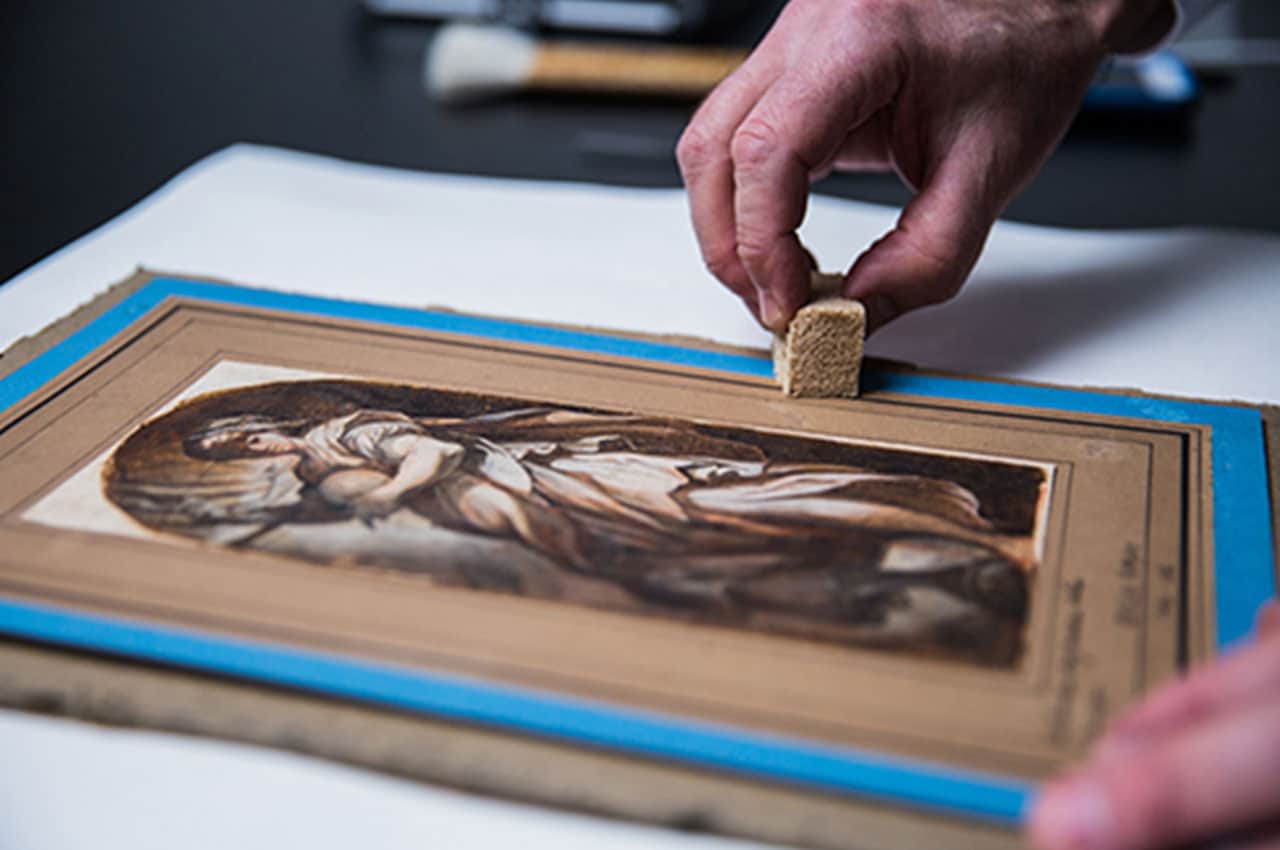 Program D : Paper Restoration in Artworks and Archival Documents — San  Gemini Preservation Studies